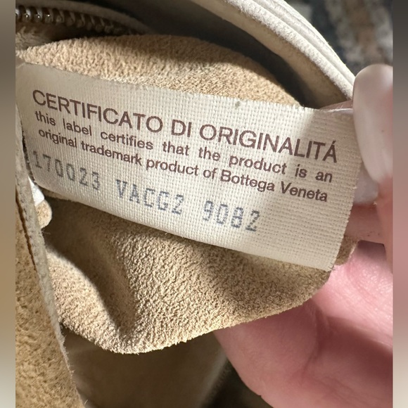 Bottega Veneta Intrecciato Cutwork Crossbody/ Shoulder Bag Ivory/Tan - Picture 12 of 16